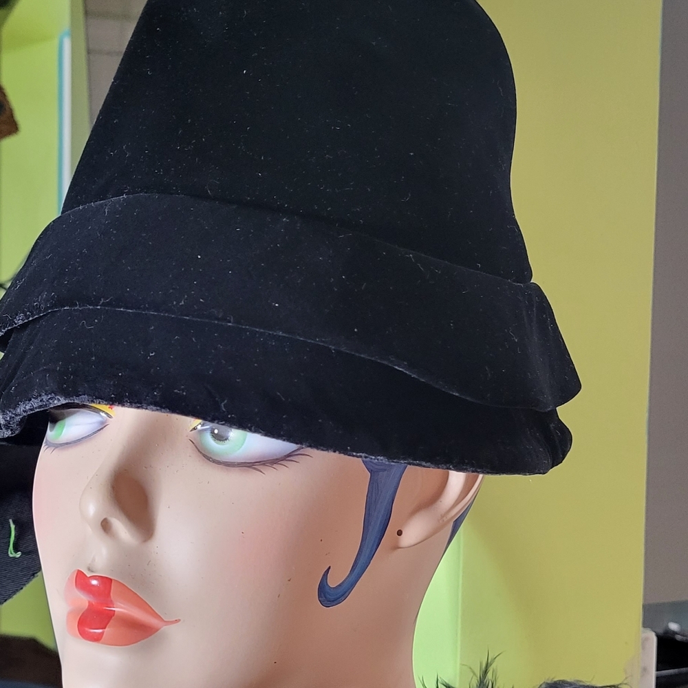 Lux Vintage Velvet Hat by Styled by Coralie - Picture 2 of 5